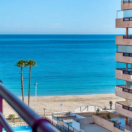 Apartment Topacio Ii - Beachfront, Sea View, Pool, Paid Parking Ifach