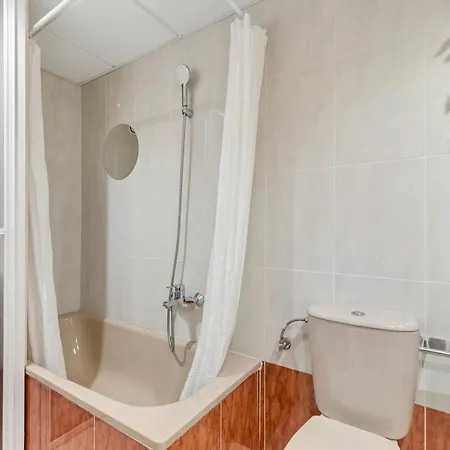 Appartement Topacio Ii - Beachfront, Sea View, Pool, Paid Parking *