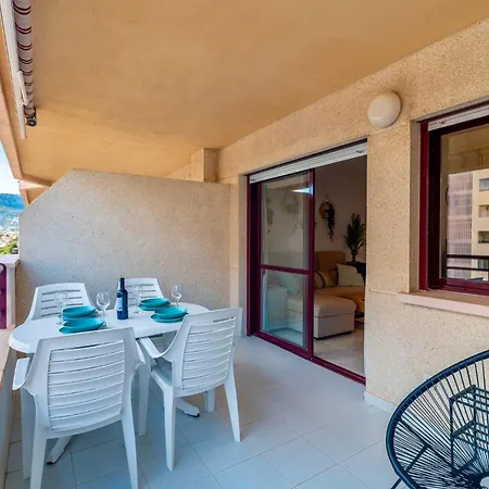 Topacio Ii - Beachfront, Sea View, Pool, Paid Parking *