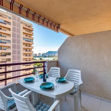 Topacio Ii - Beachfront, Sea View, Pool, Paid Parking Apartment *
